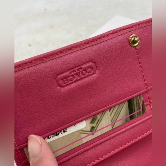 Coach Tan & Pink Signature Print Horse Drawn sold 
Carriage Wallet IOB - Picture 6 of 7